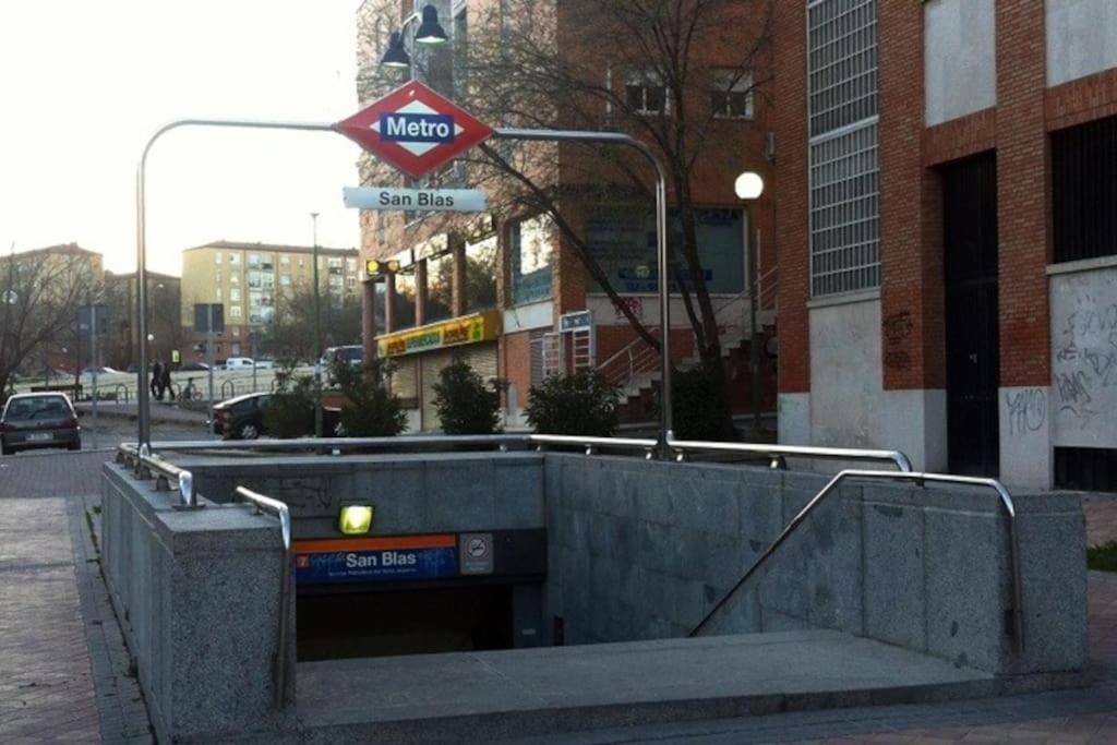 Bonito Apartamento. Estadio Wanda - Metro Sanblas Lejlighed Madrid Eksteriør billede